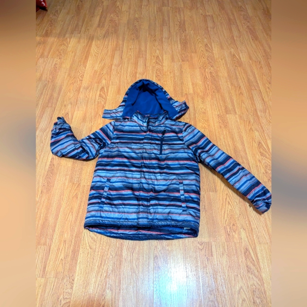 - - No Fear Ski Jacket or snowboard  jacket. Stripes. Boys size XL.…